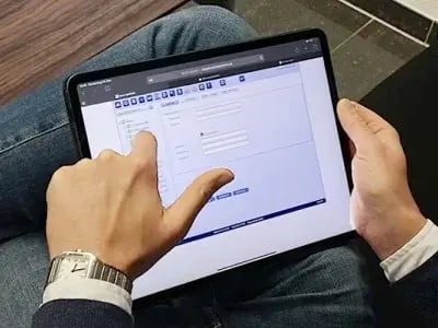 software-on-tablet