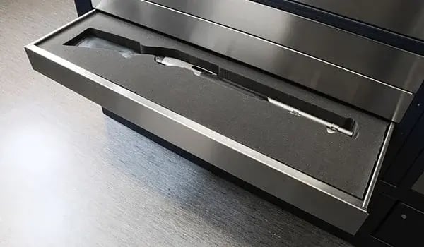 CH-UN-Geneva-long-gun-in-drawer1