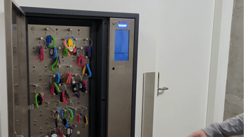 The-LINE-Hotel_Key-Cabinet