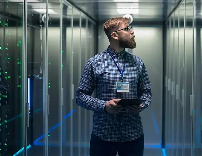 IT-Employee-Server_675