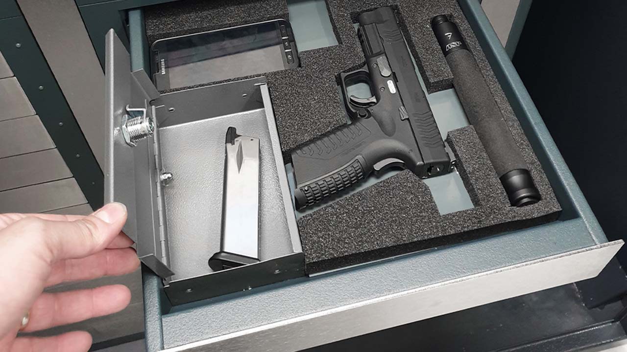 ecos_drawer_police_gun_and_ammunition_1280x720