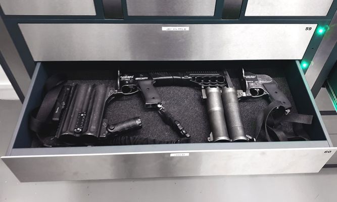Dismantled long gun in ecos drawer